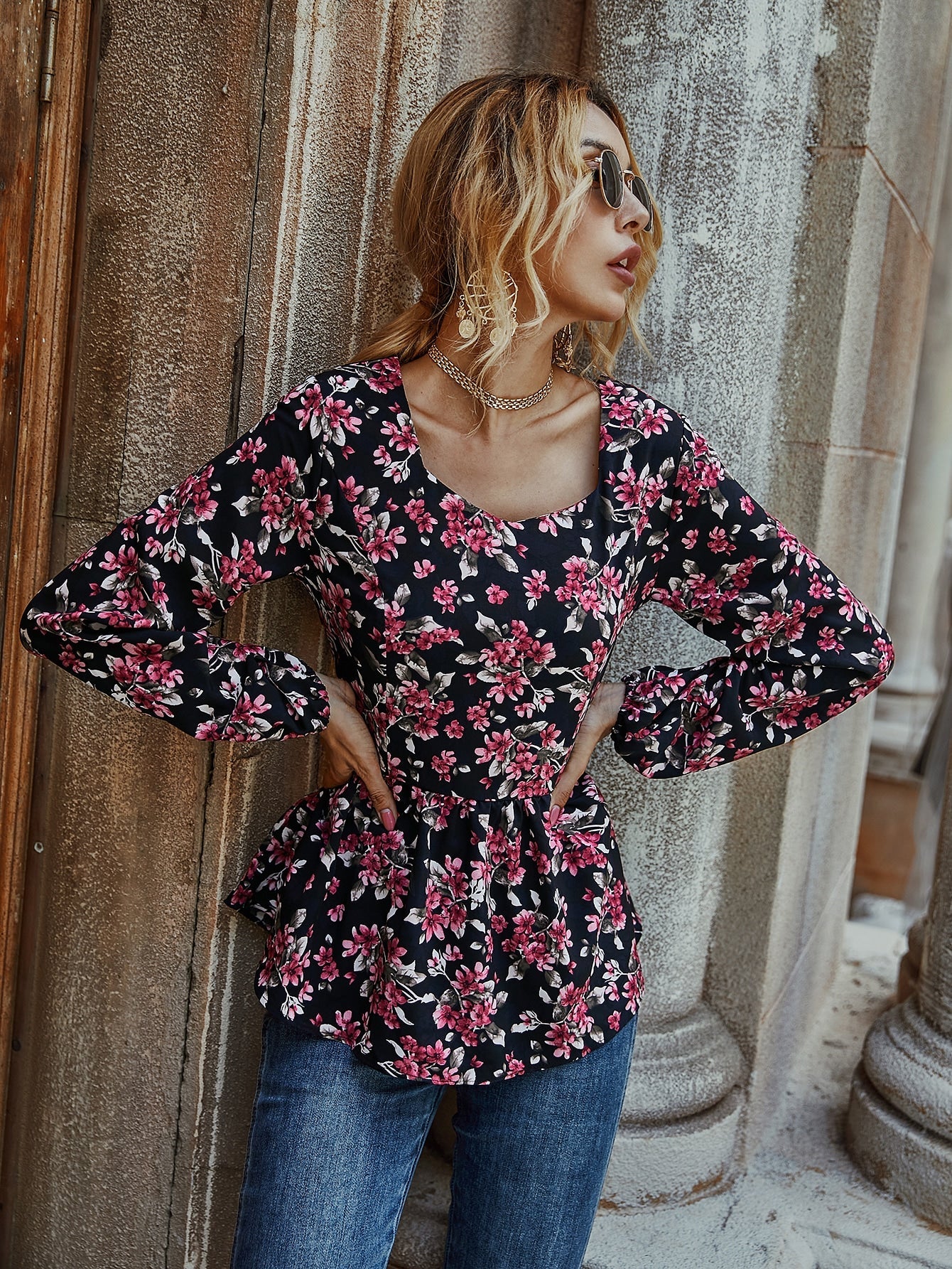 Allover Floral Sweetheart Neck Peplum Top