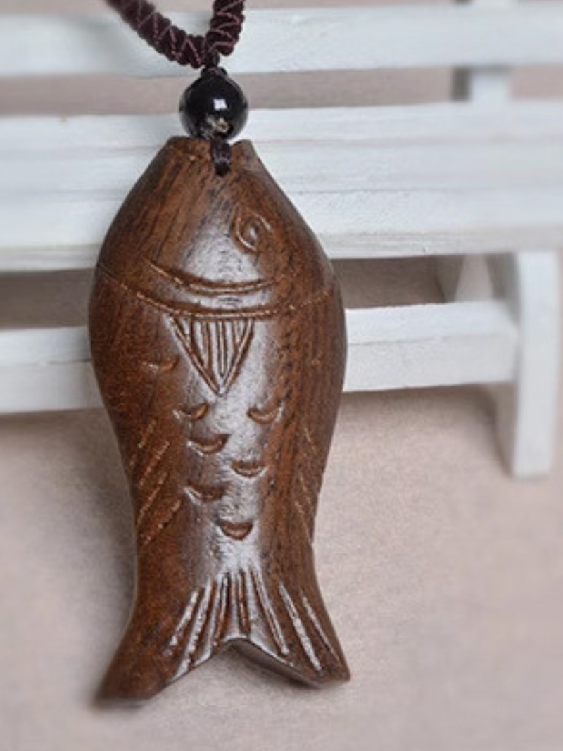 Women’s Retro Wooden Fish Style Chain Necklace