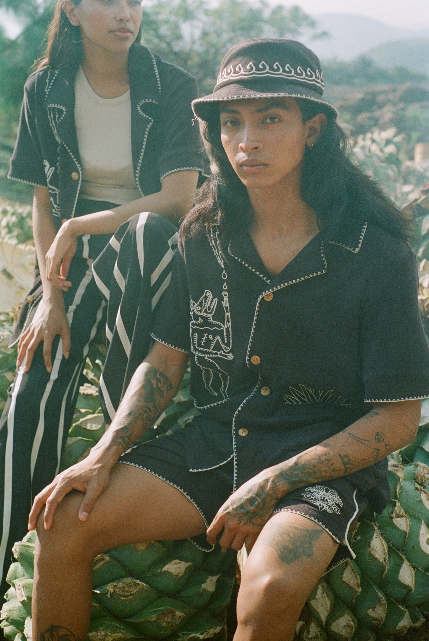 'Agua Mágica' Bucket Hat