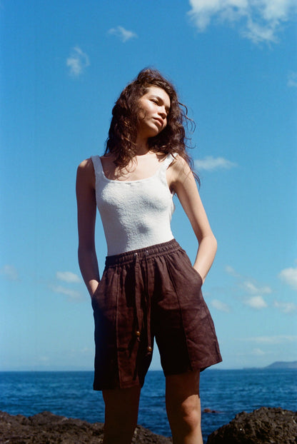 Easy-Going Shorts (Brown Linen)