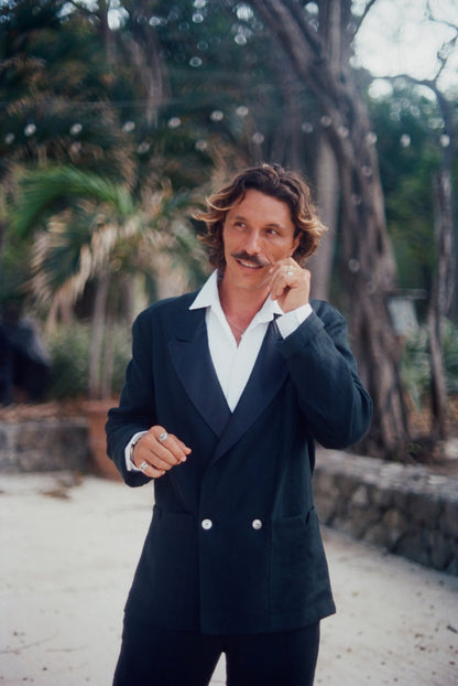 Easy-Going Tuxedo Jacket (Black Linen)