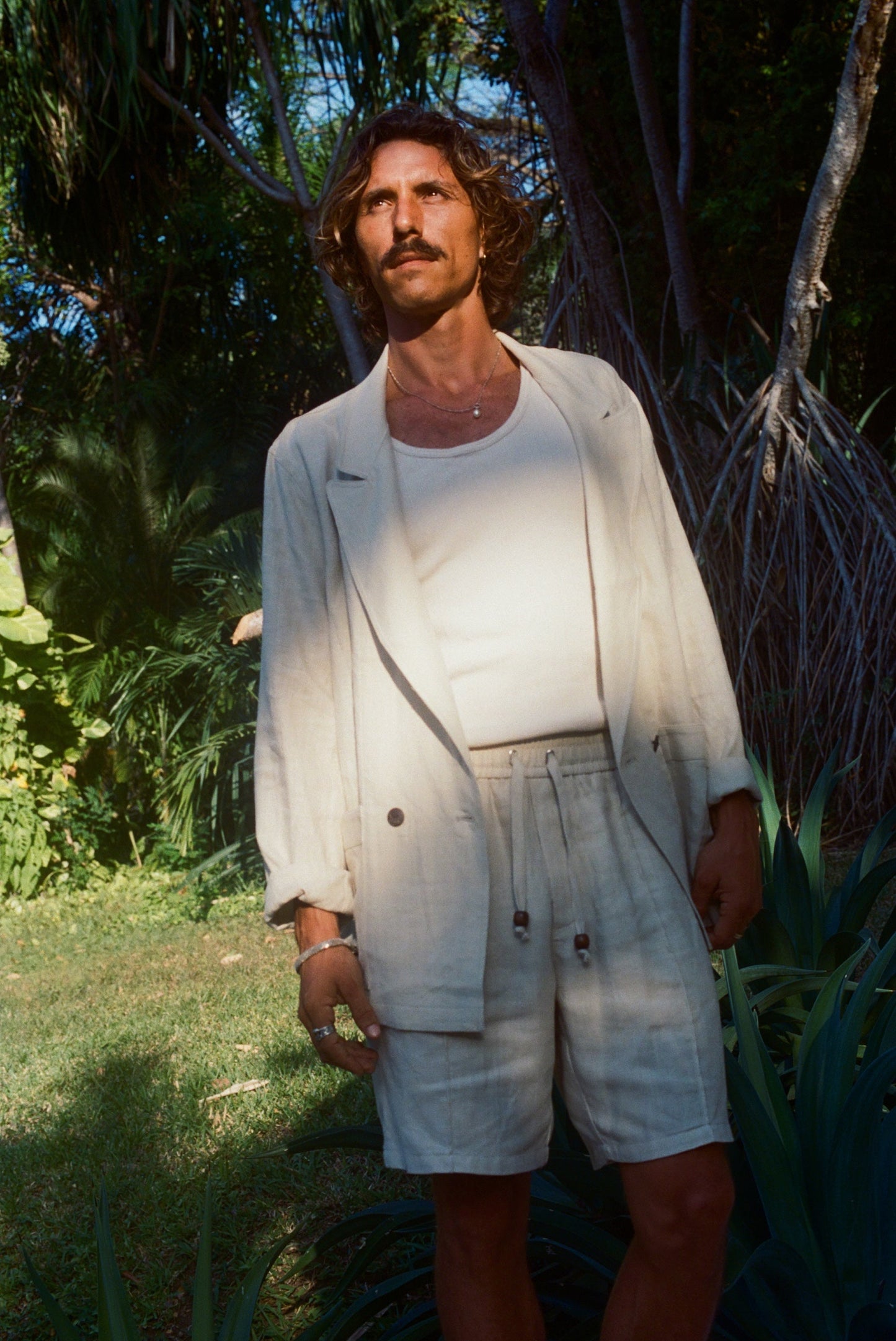 Easy-Going Shorts (Sand Linen)