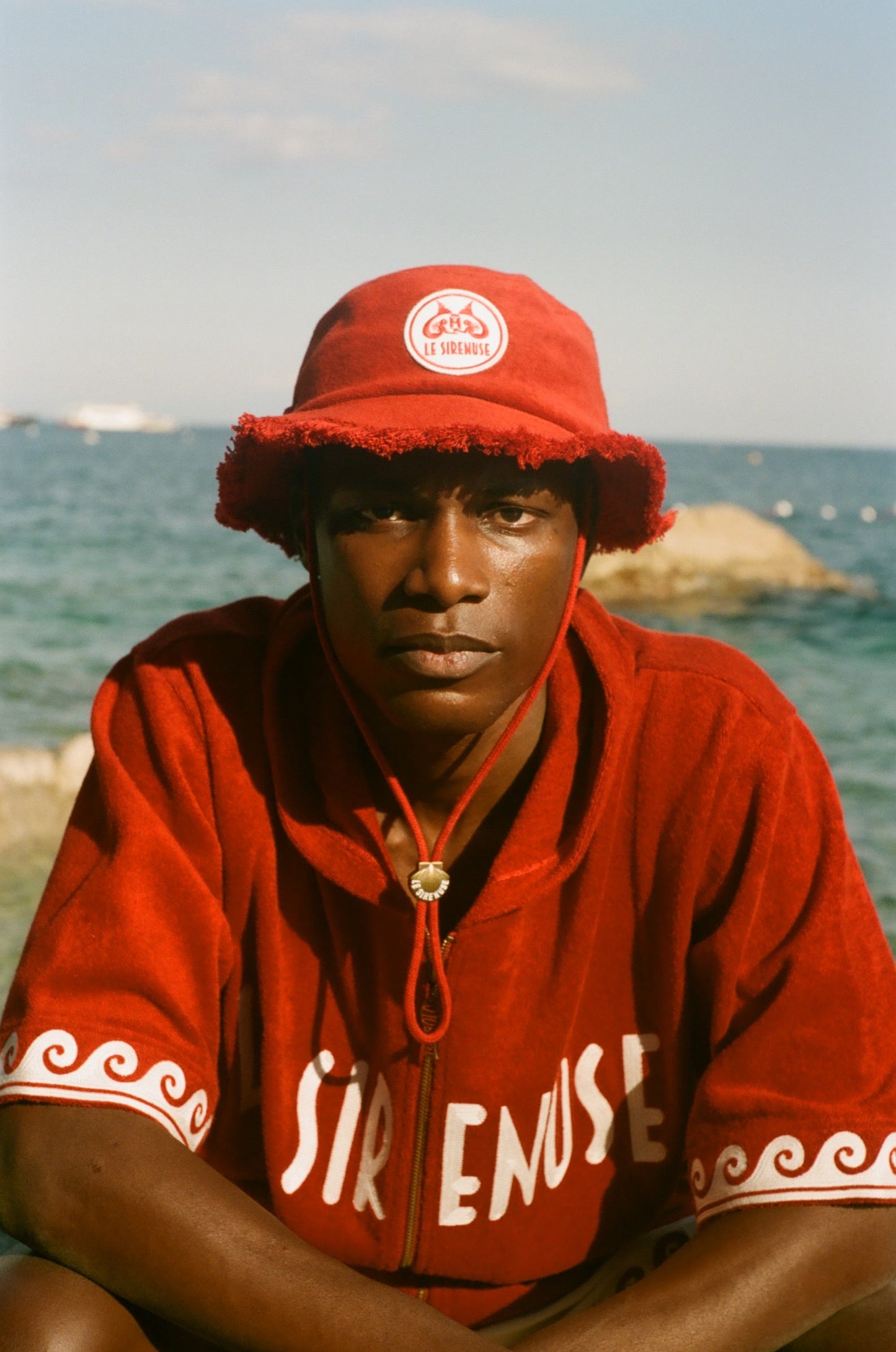 'Le Sirenuse' Bucket Hat