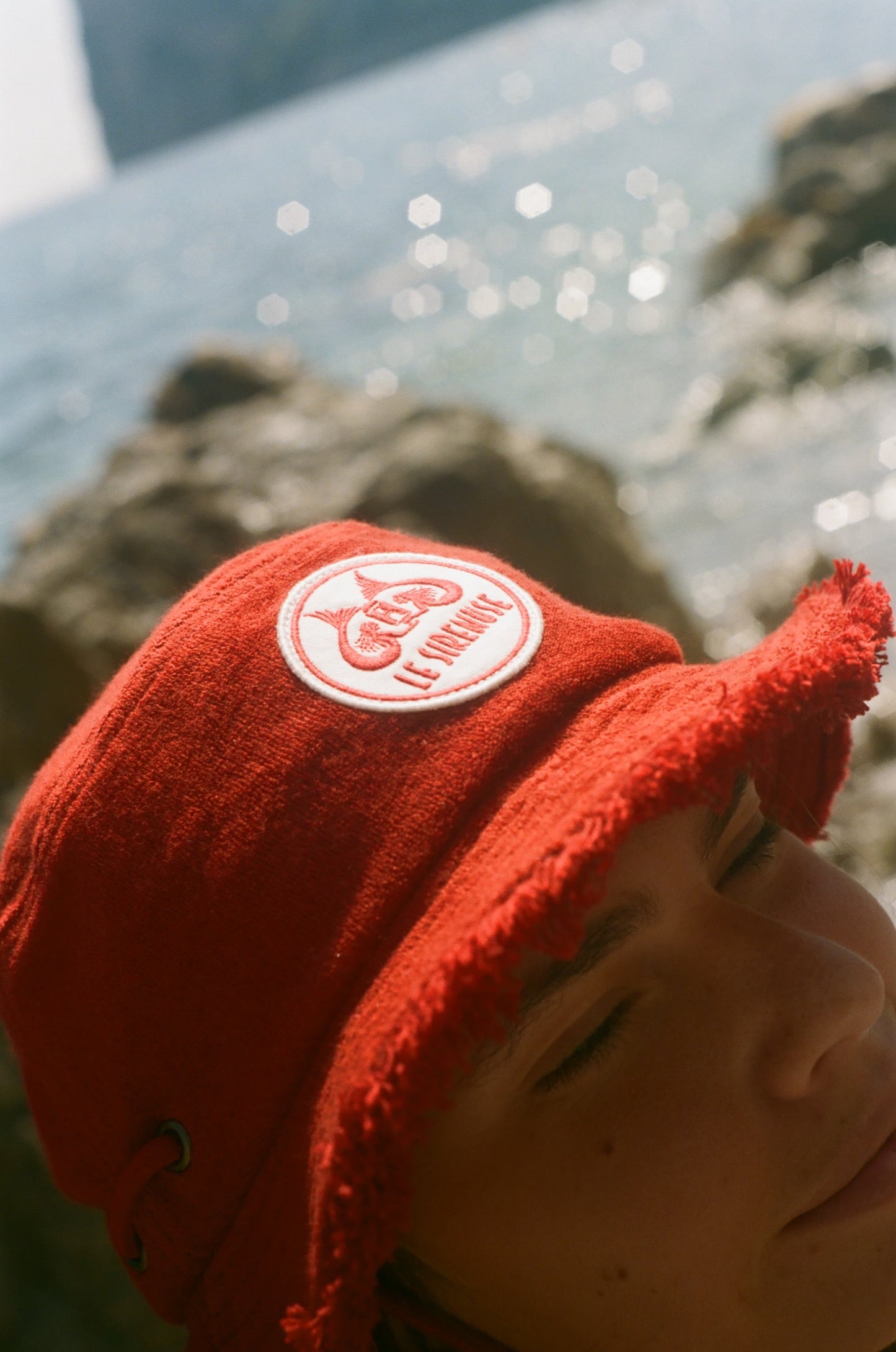 'Le Sirenuse' Bucket Hat