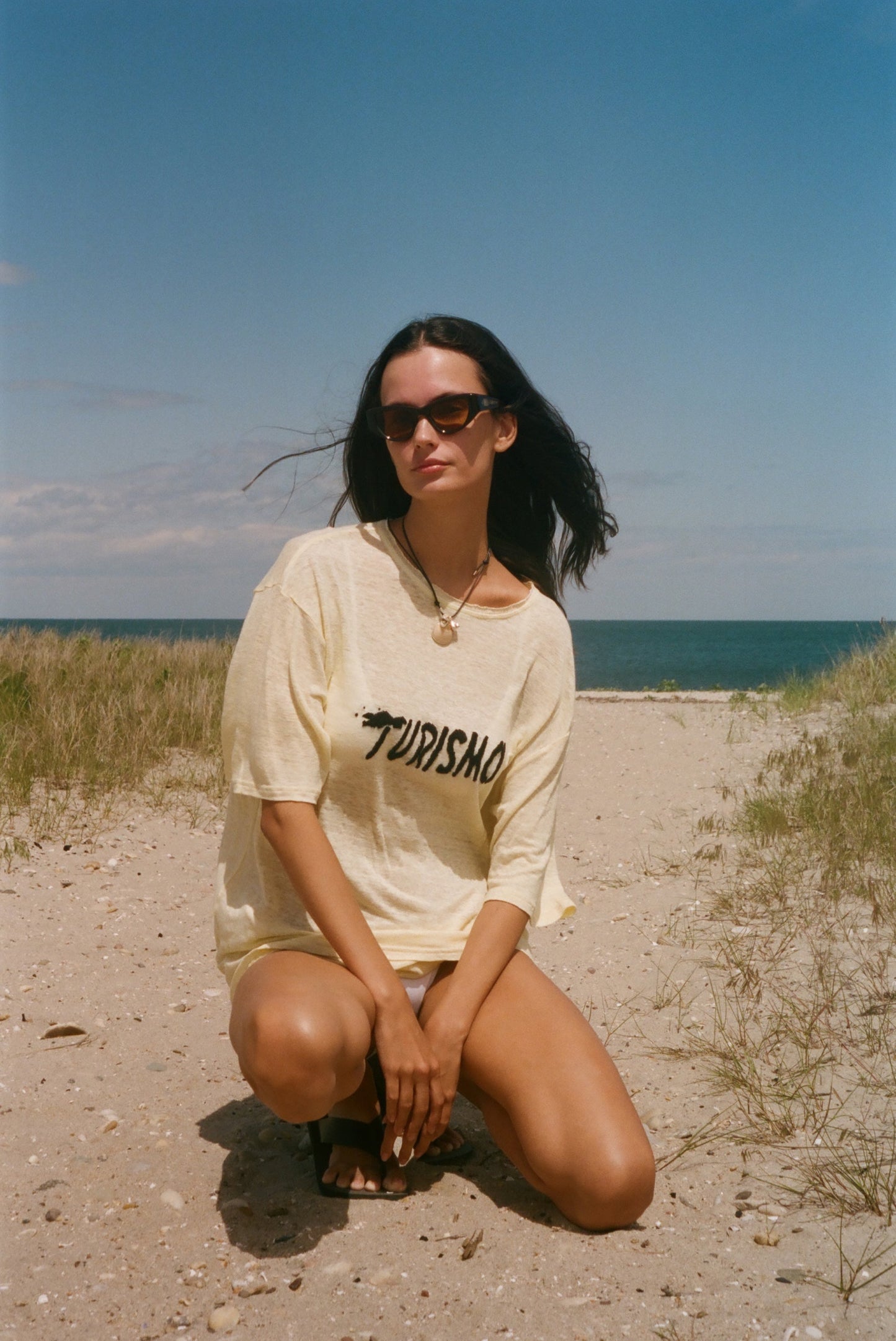 ‘Turismo’ Linen Tee (Yellow)