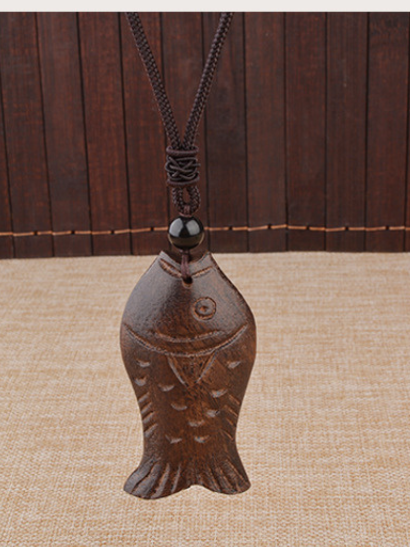 Women’s Retro Wooden Fish Style Chain Necklace