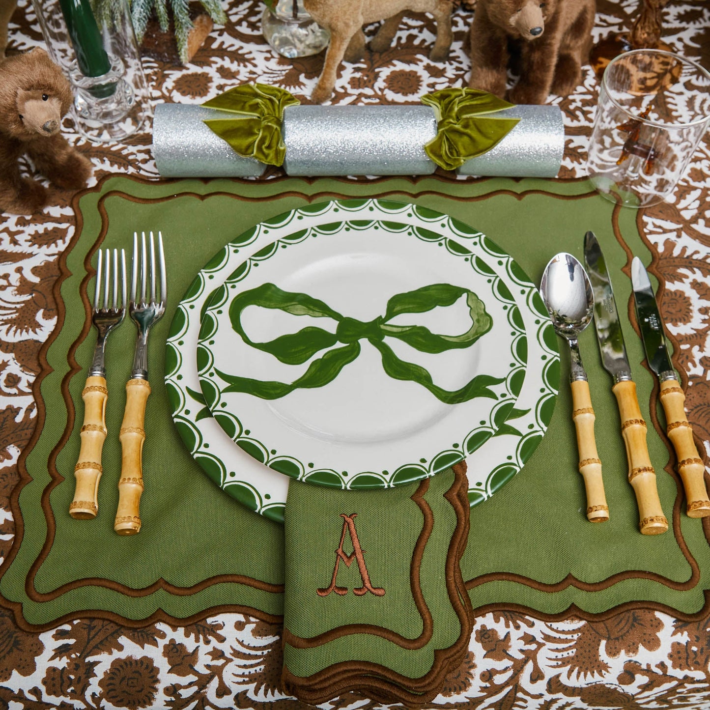 Marilyn Forest Green Bow Starter Plates (Set of 4)