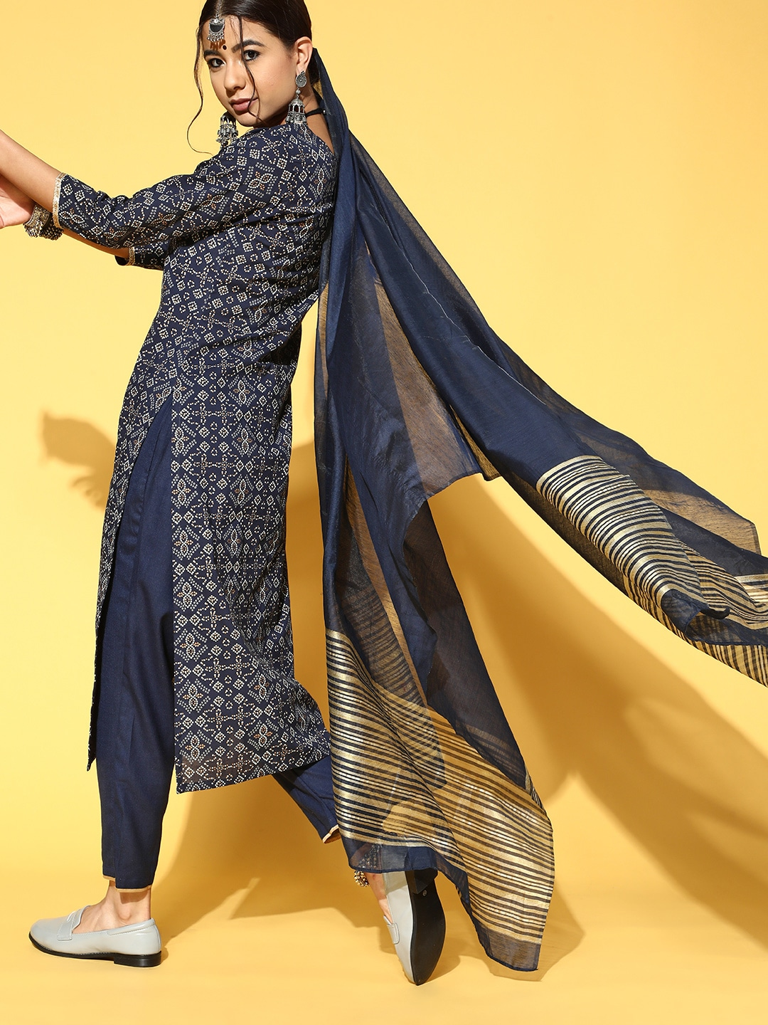 Bandhani Cotton Blend Kurta Set