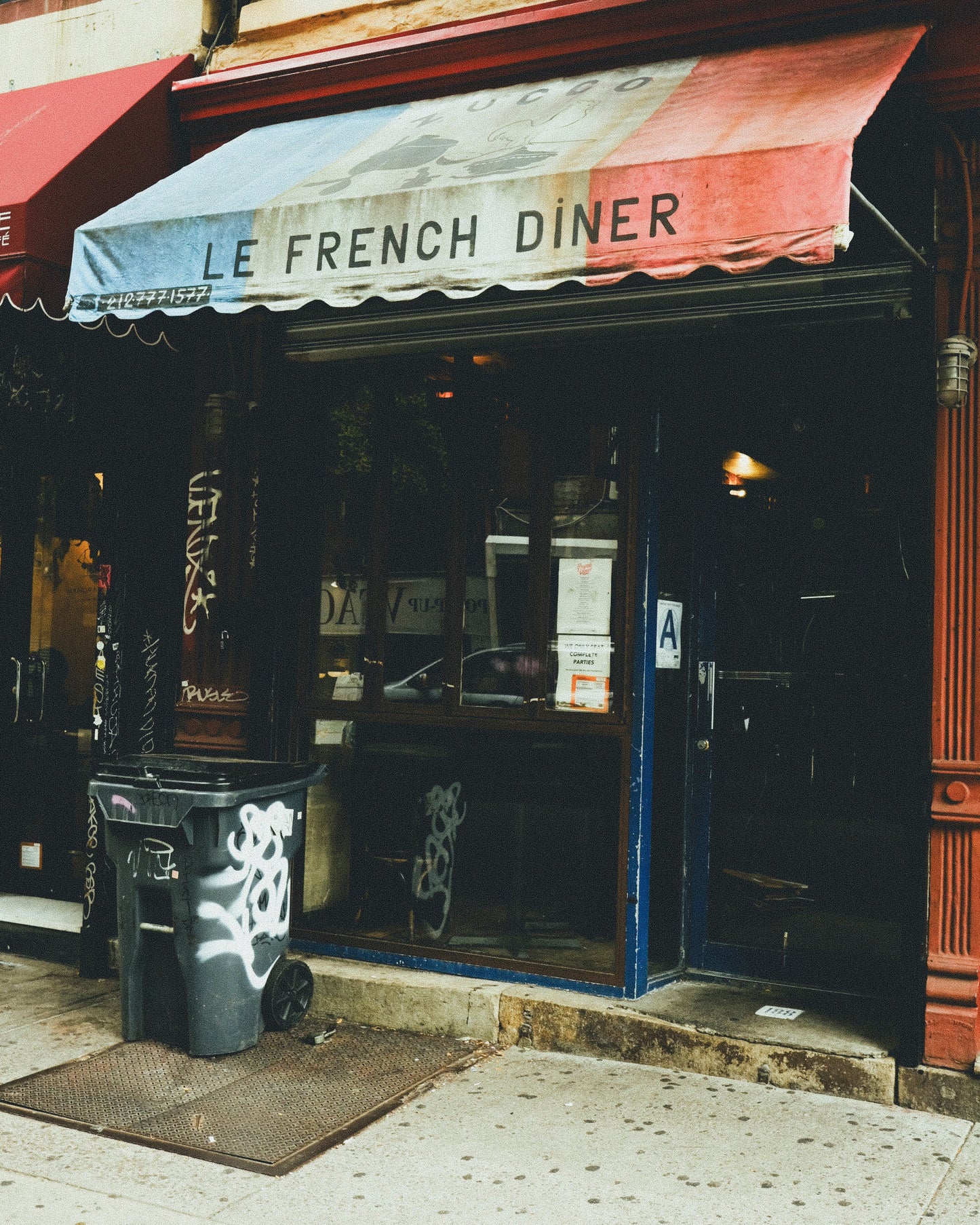 'Le French Diner' 5-Panel Souvenir Cap
