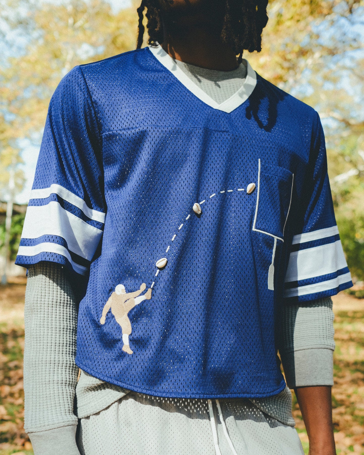 ‘Doink!’ ~ Relaxed Crop Cut (Blue)
