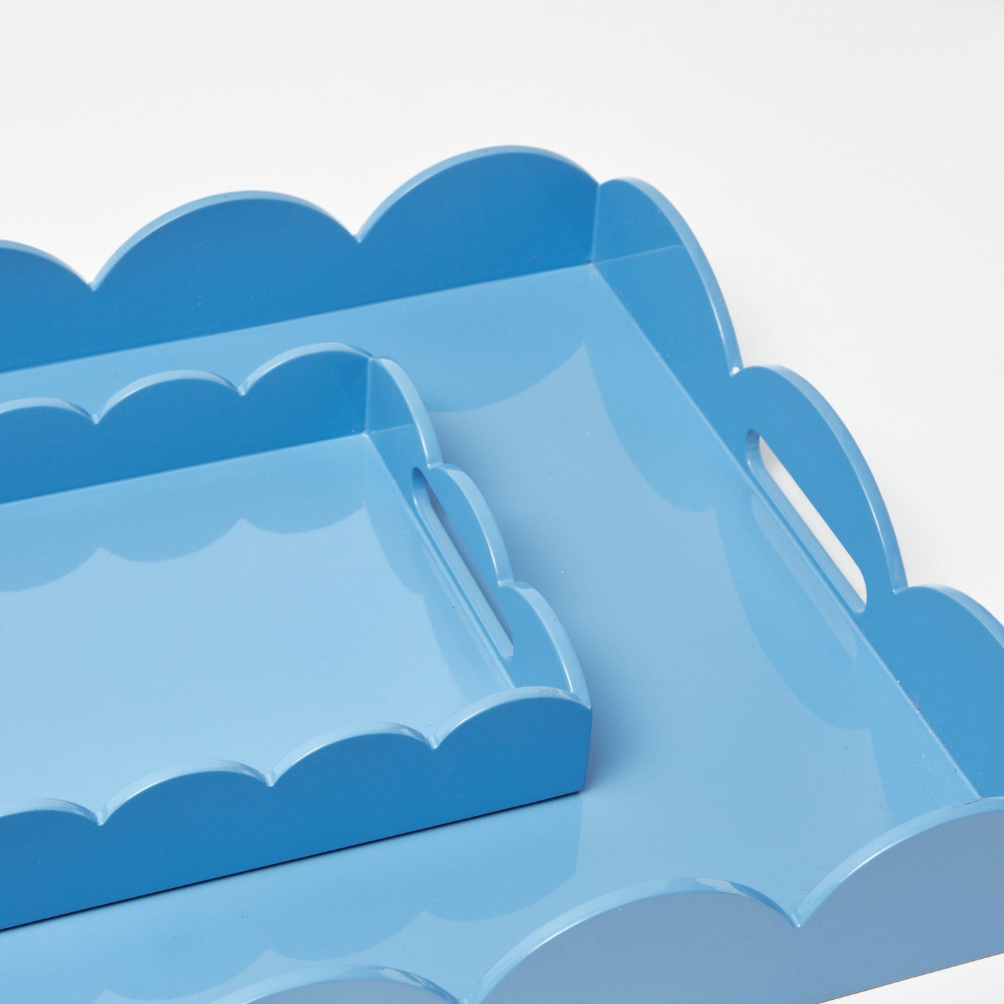 Blue Small Scalloped Lacquer Tray