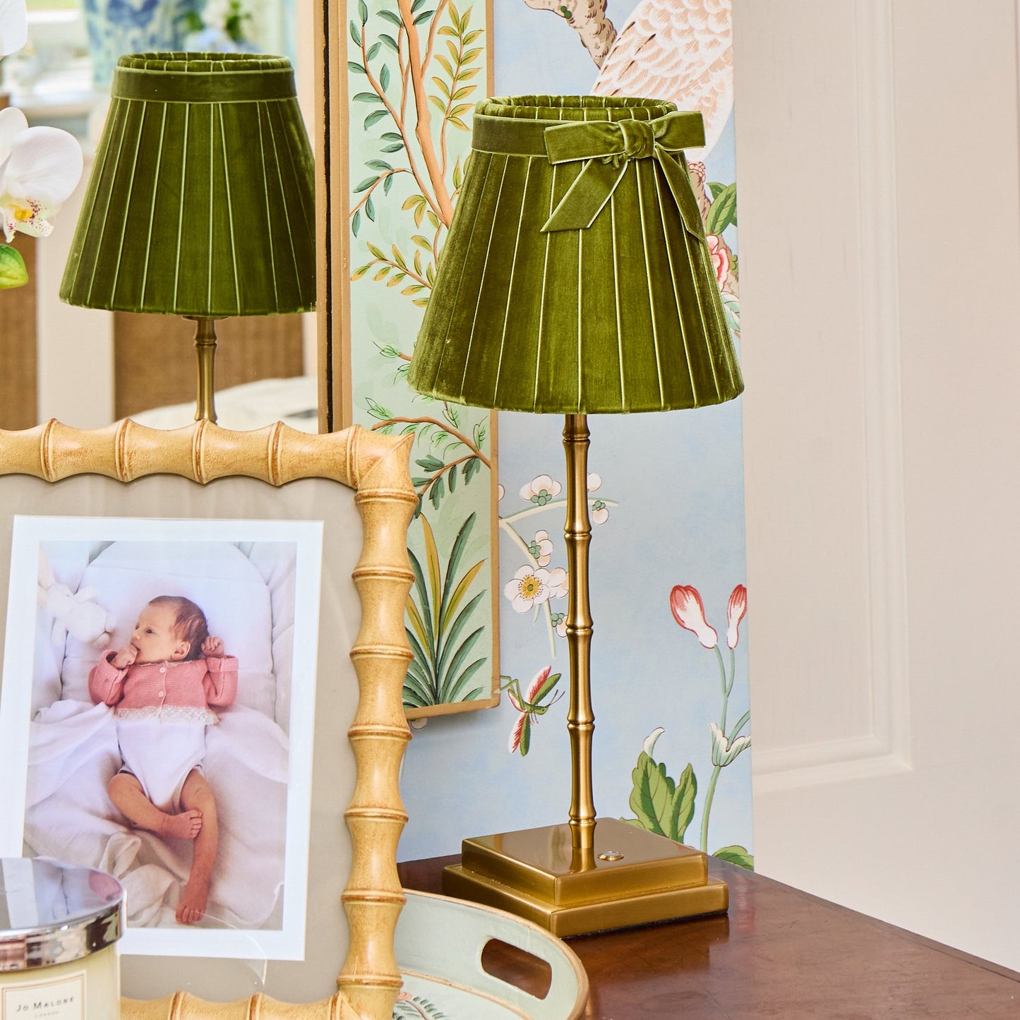 Olive Velvet Bow Lampshade (18cm)