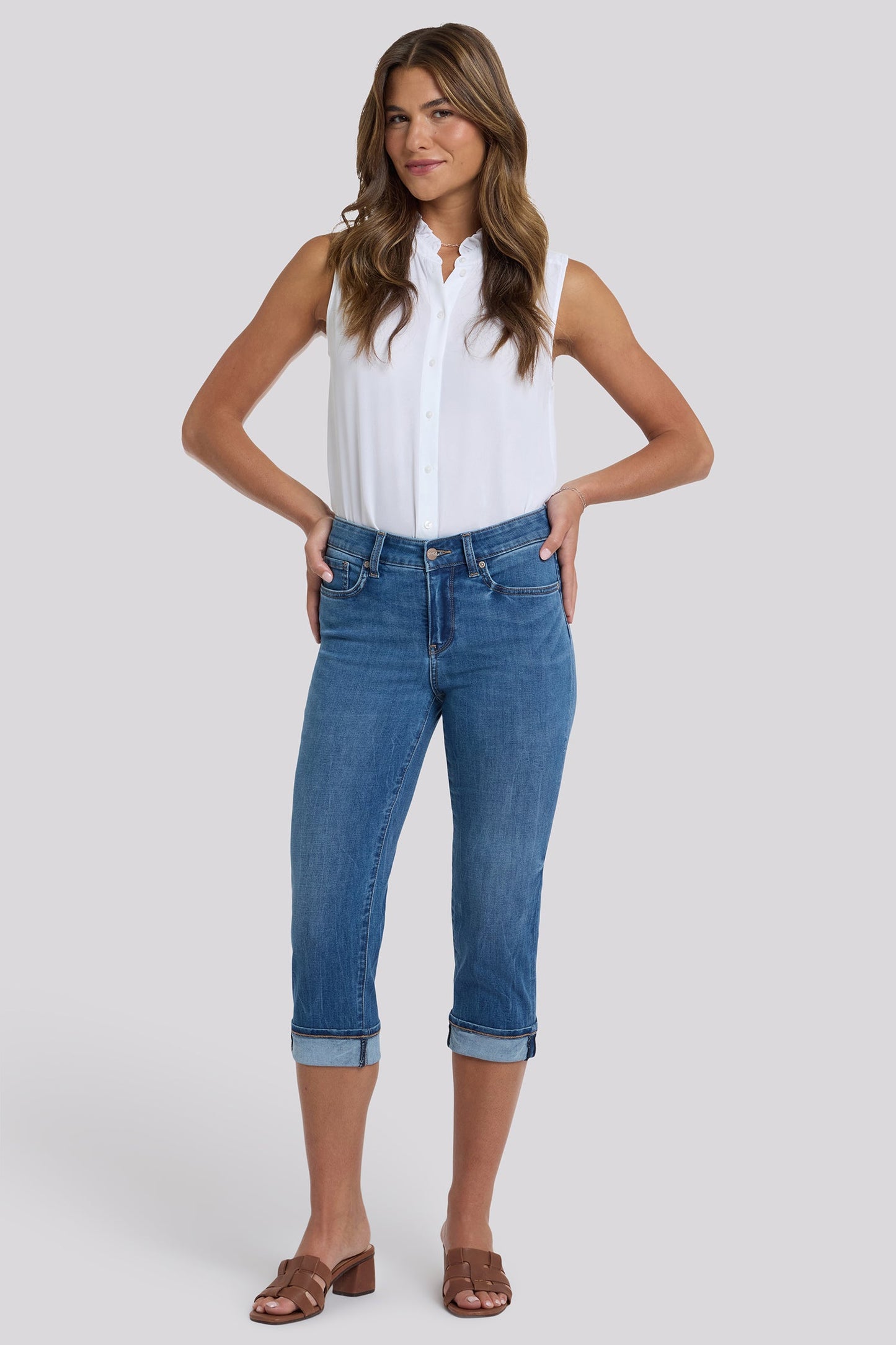 Marilyn Straight Crop Jeans In Petite - Wild River