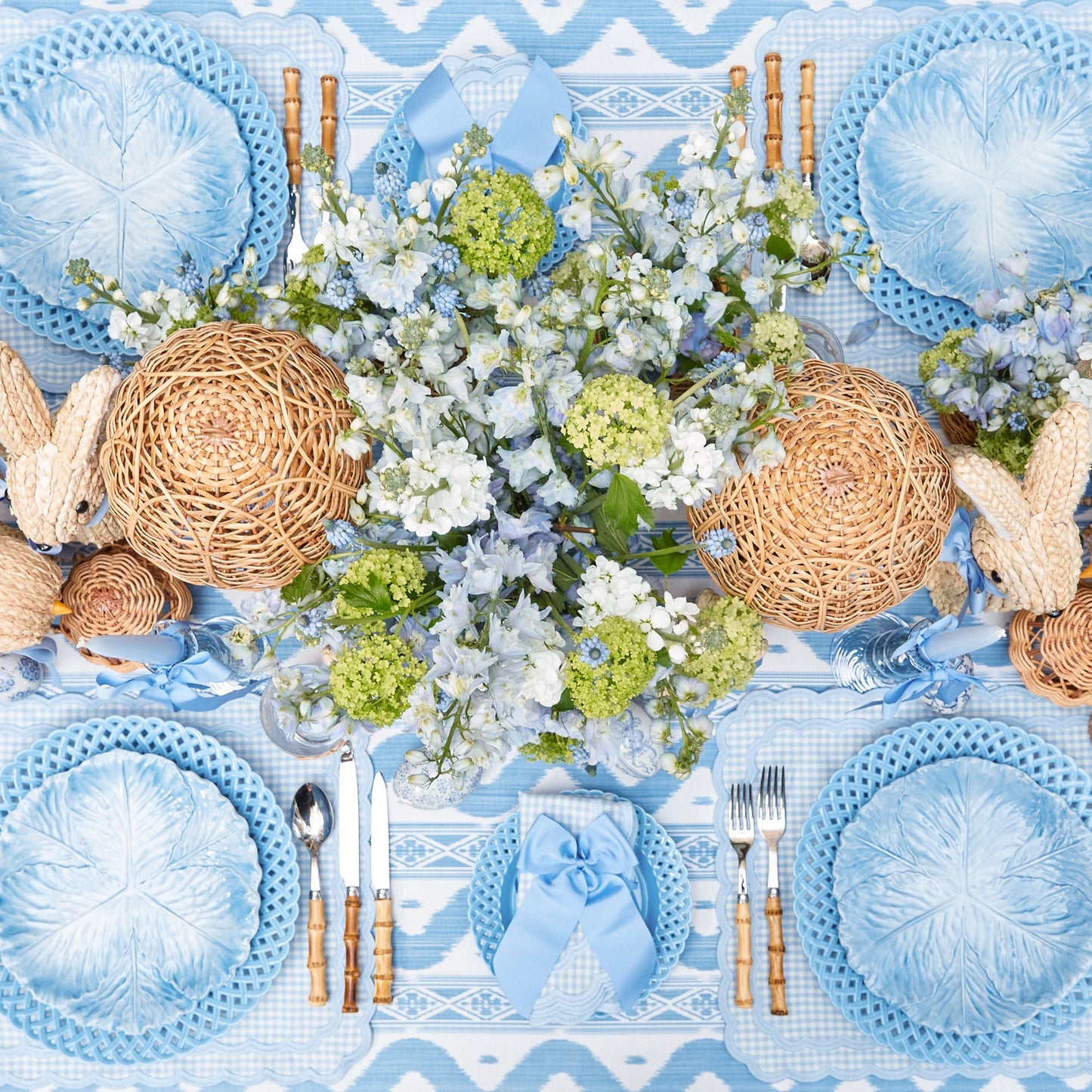 Blue Serena Cabbage Dinner Plate