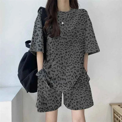 Women T-Shirt Shorts Suit Set Casual Tie Dye Loose t-shirt and wide leg middle shorts with pockets female Soft Summer Shorts Sets