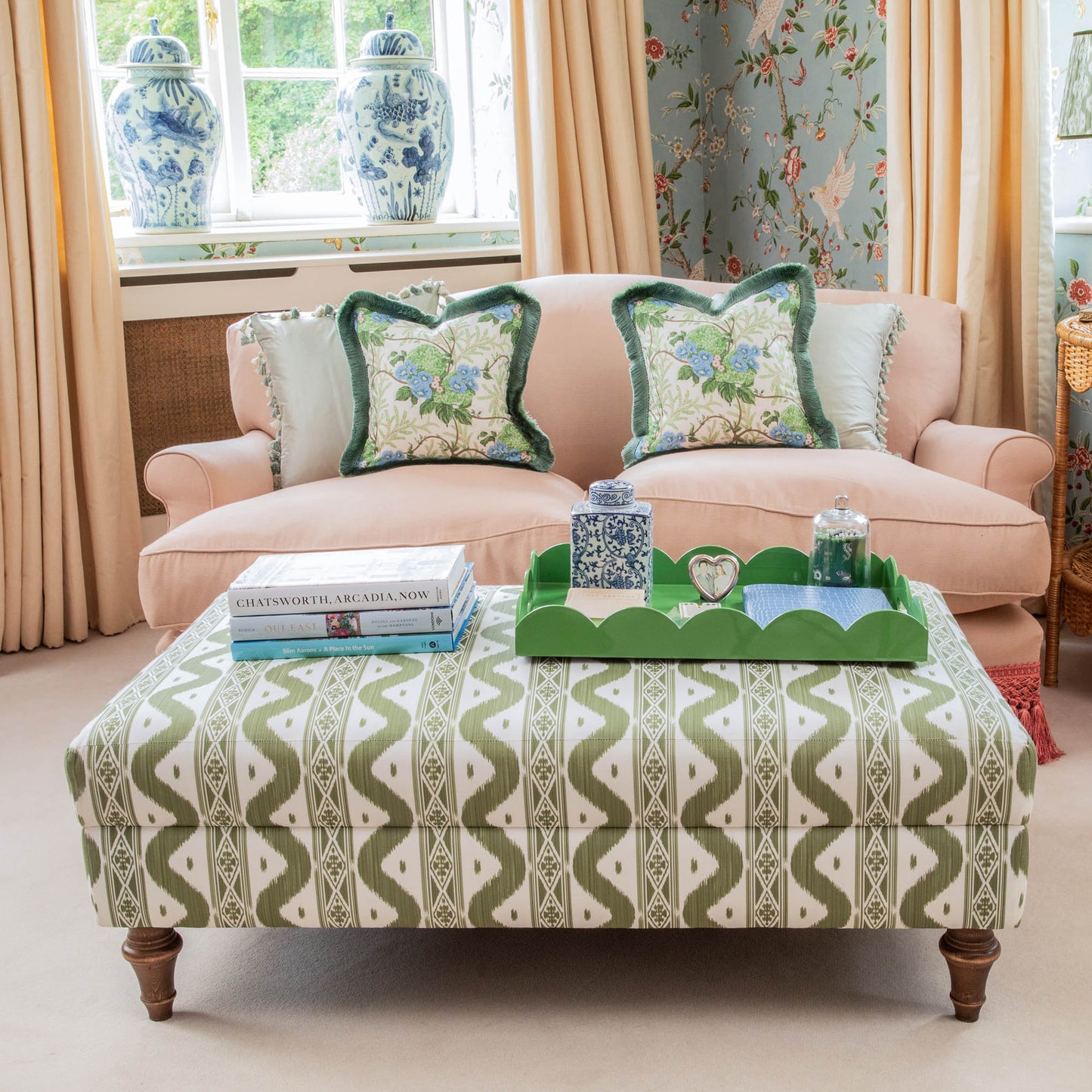 Green Lacquer Tray Set
