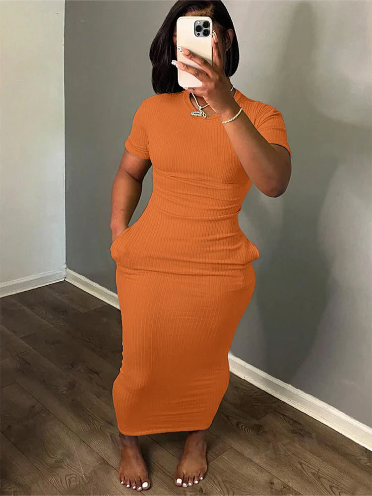 Plus Size 2024 Summer New Round Neck Short Sleeve Slim Hottie  Ladies' Stylish Summer Solid Versatile Bodycon Dress