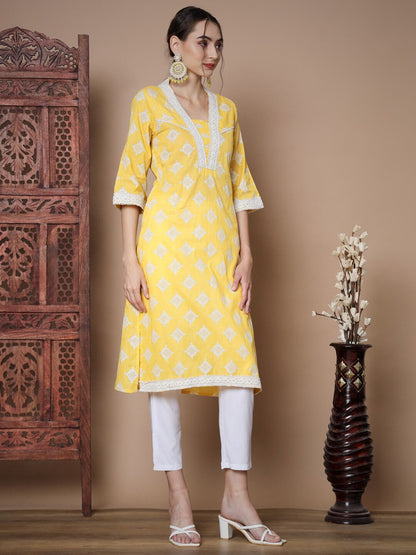 Blue, Green & Red Floral Printed Pure Cotton Straight Kurta With Trouser