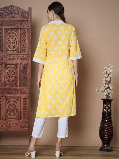 Blue, Green & Red Floral Printed Pure Cotton Straight Kurta With Trouser