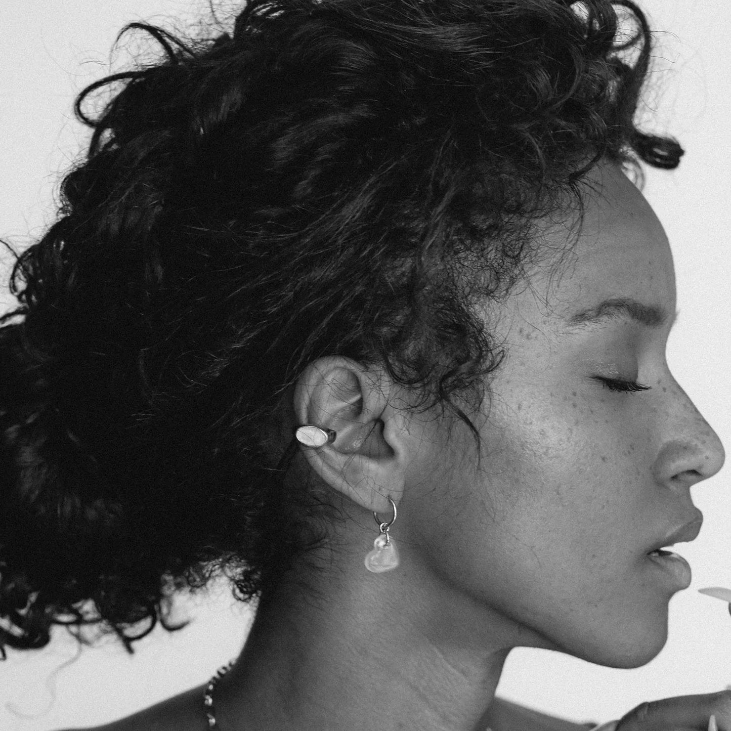 Oval Sculpture Ear Cuff