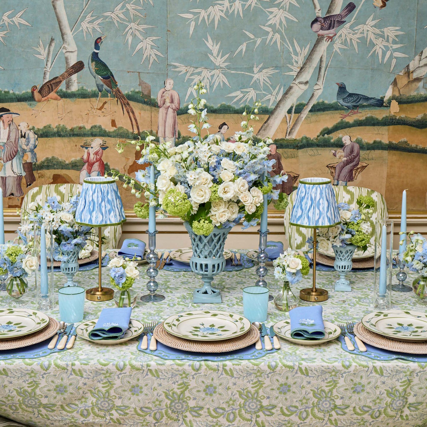 Blue Rose Bud Dinner Plates (Set of 4)