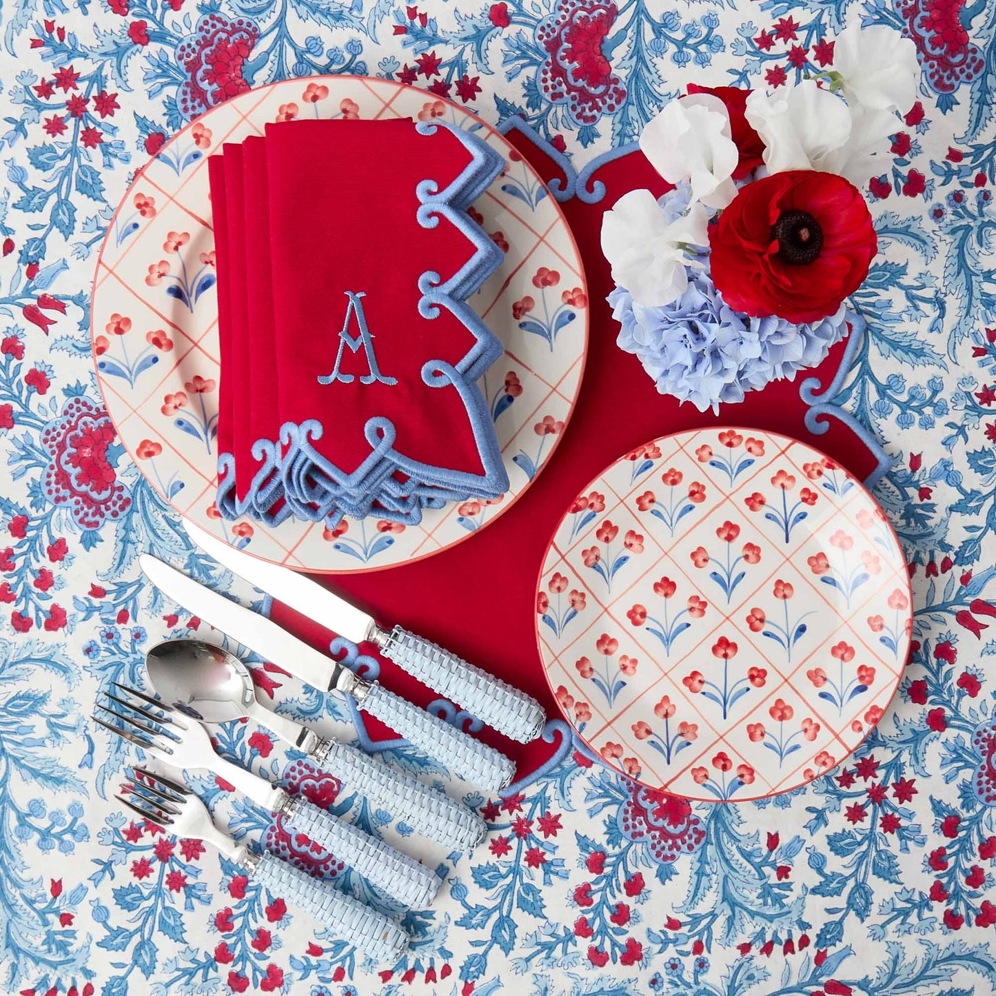 Blue & Red Floral Trellis Starter Plate