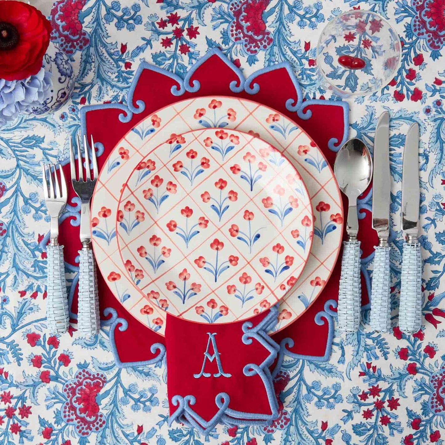 Blue & Red Floral Trellis Dinner & Starter Plates (Set of 8)