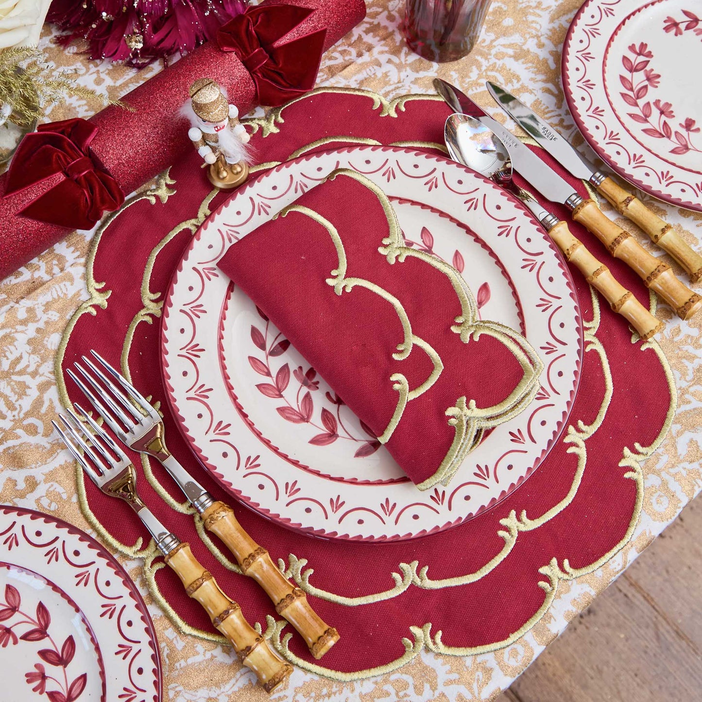Burgundy & Gold Amanda Placemats & Napkins (Set of 4)