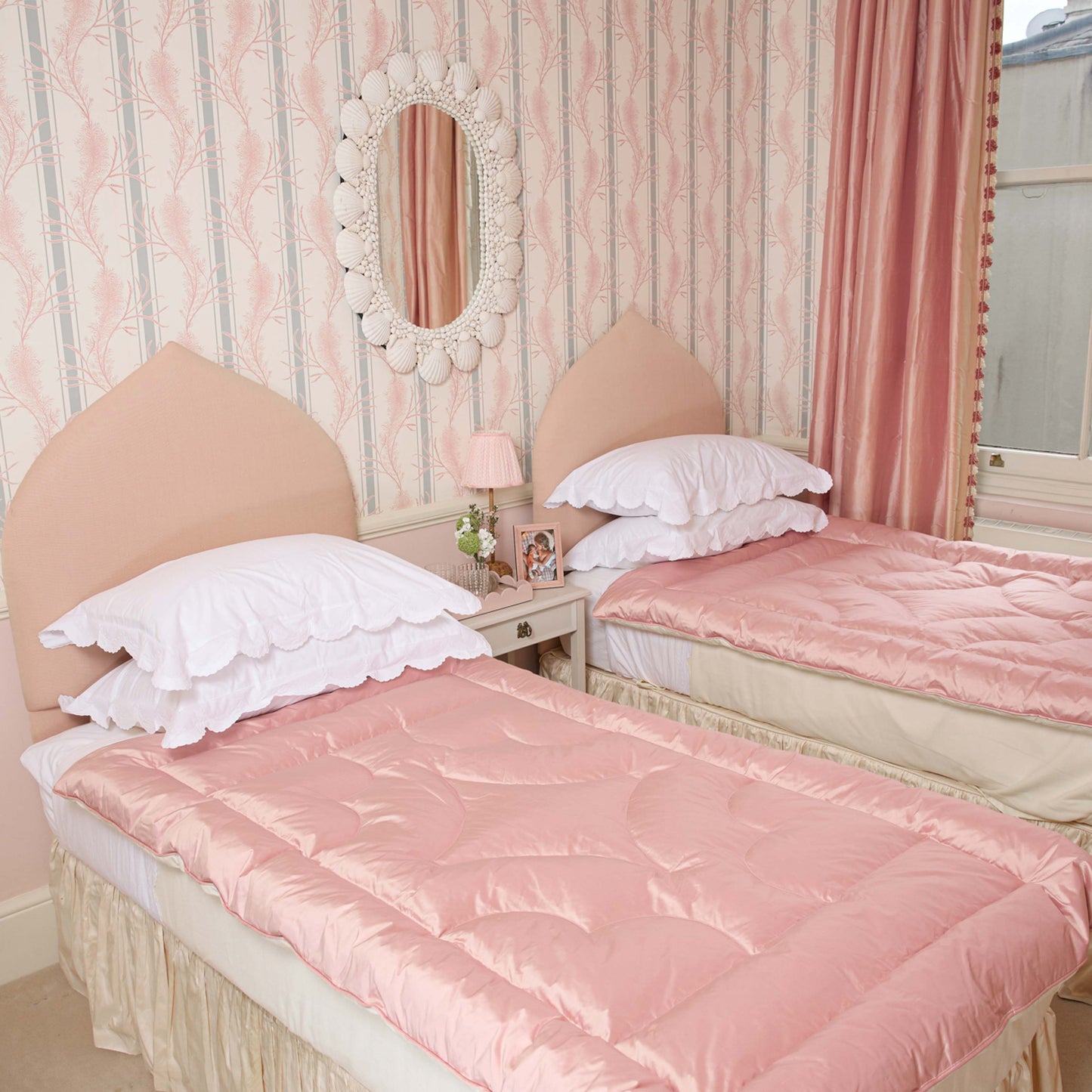 Lyford Mirror (Medium)