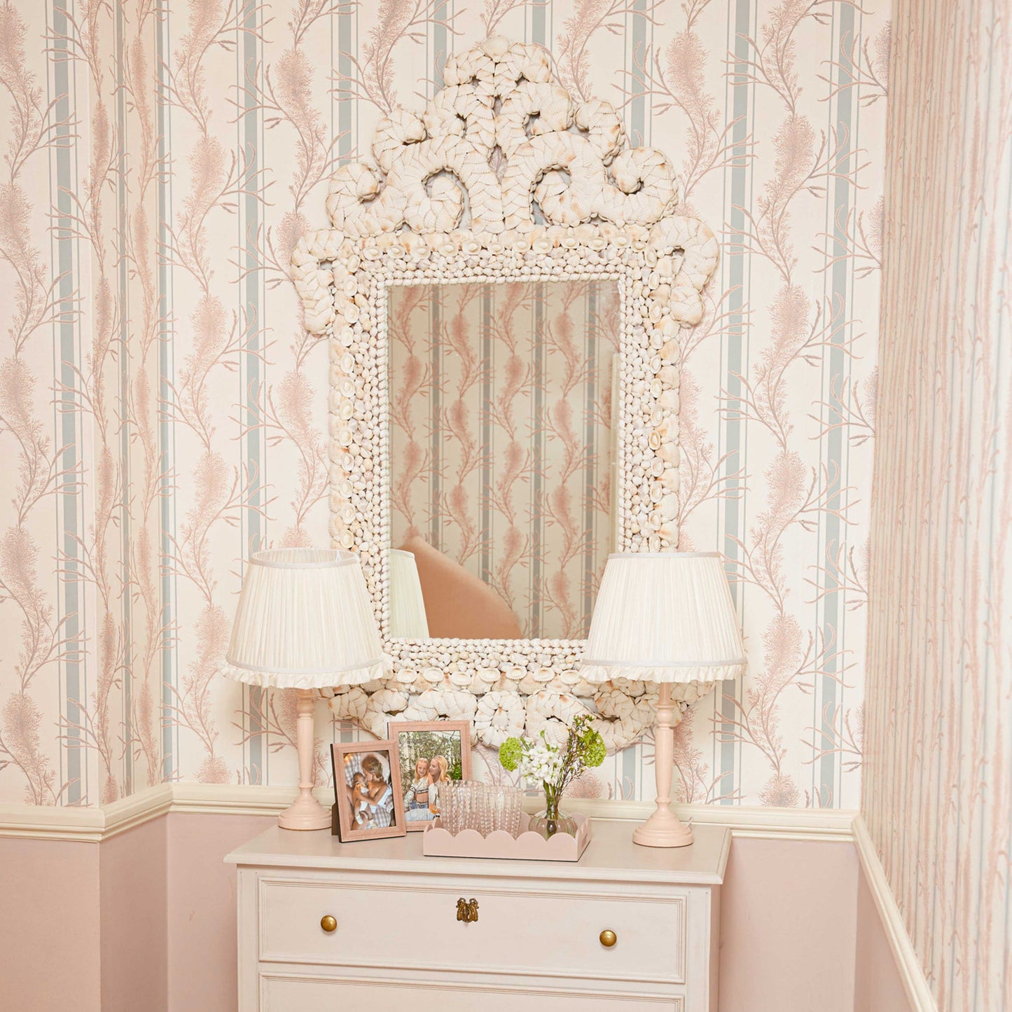 Cream Ruffle Lampshade (30cm)