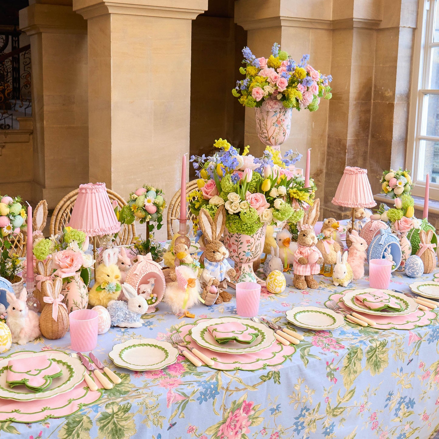 Mr & Mrs Easter Bunny (Pair)