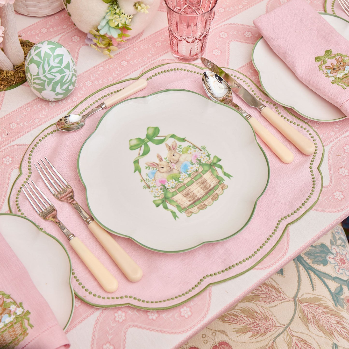 Pink & Green Eloise Linen Placemats & Bunnies in Basket Napkins (Set of 4)