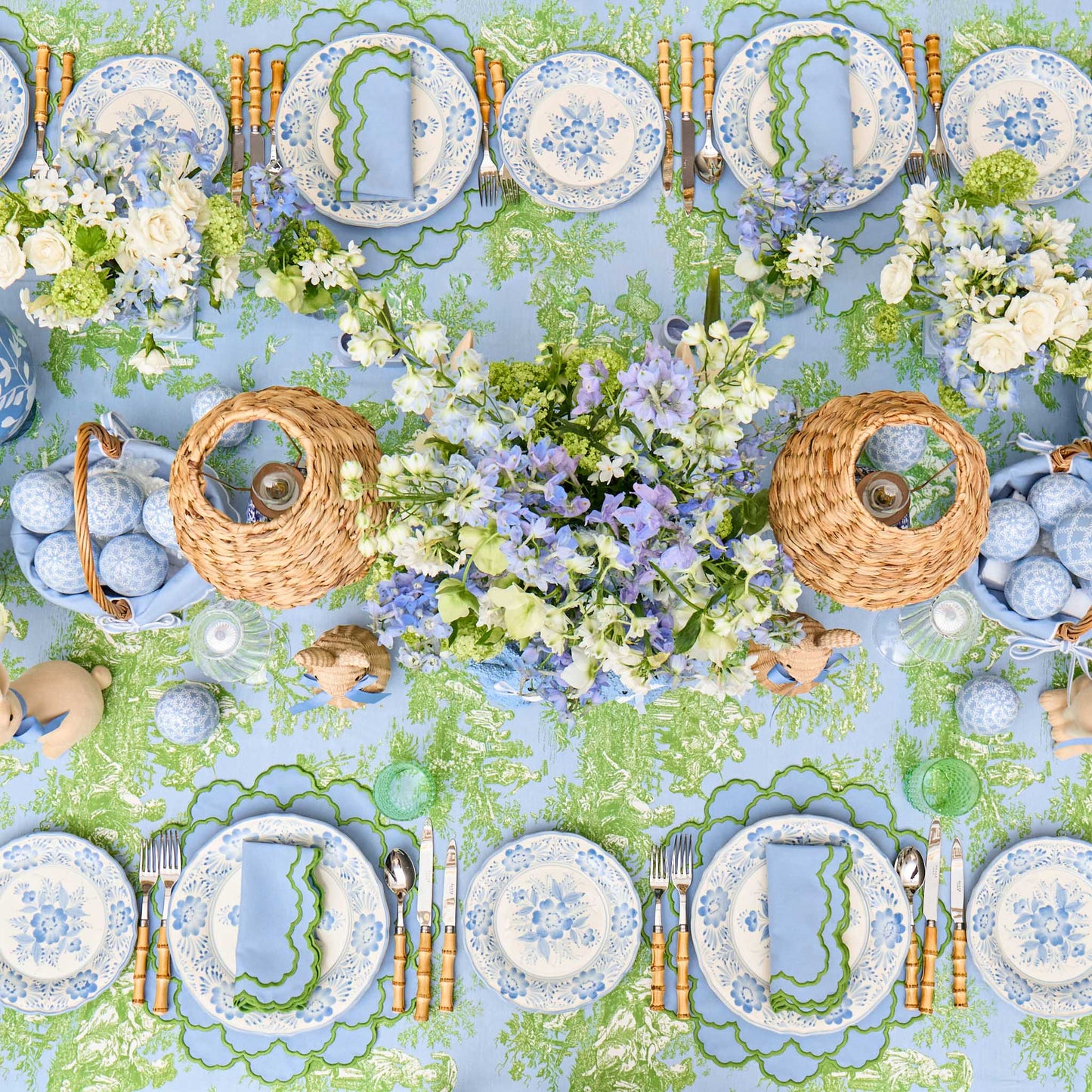 Blue & Green Lily Napkins (Set of 4)