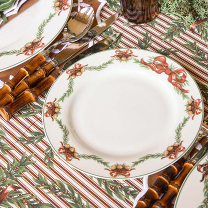 Acorn Garland Starter Plate