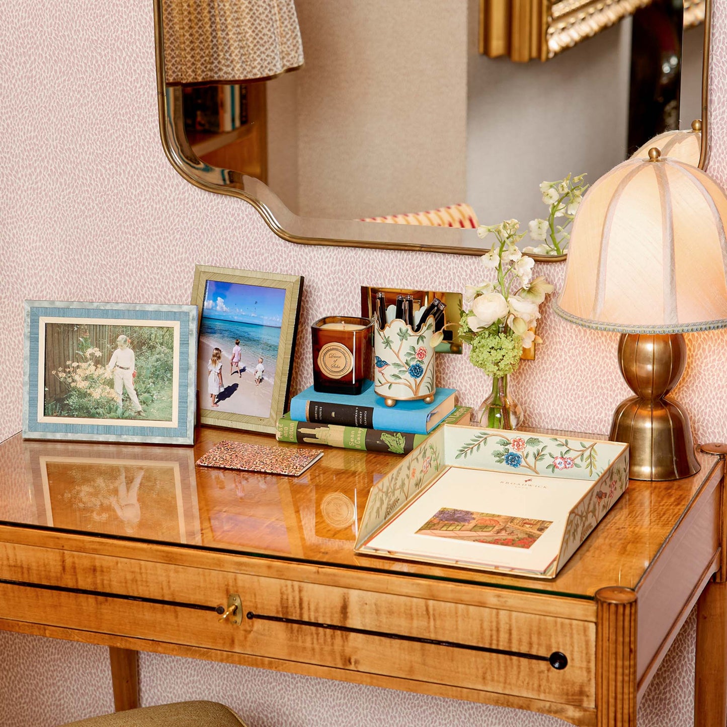 Chinoiserie Tole Letter Tray