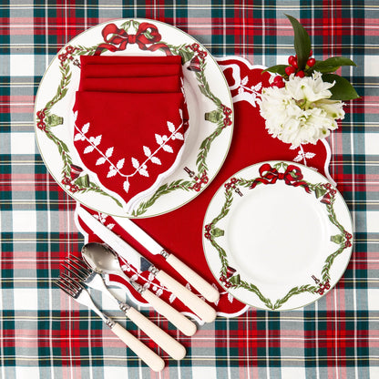 Red Bow Laurel Placemats & Napkins (Set of 4)