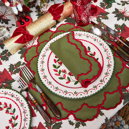 Green & Red Lily Napkins (Set of 4)