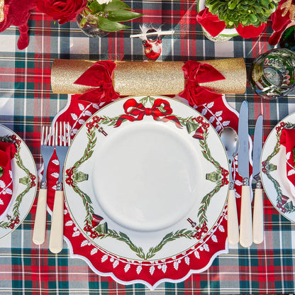 Christmas Garland Dinner & Starter Plates (Set of 8)