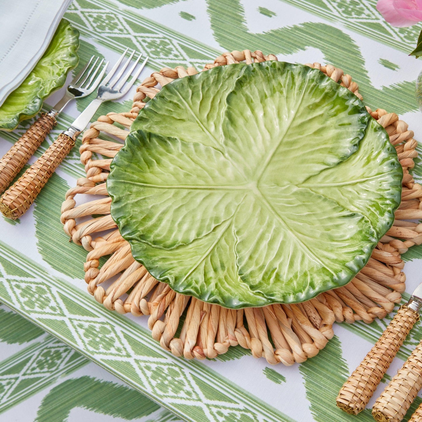 Green Serena Cabbage Dinner Plate