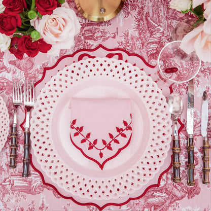 Pink & Red Bow Laurel Placemats & Napkins (Set of 4)