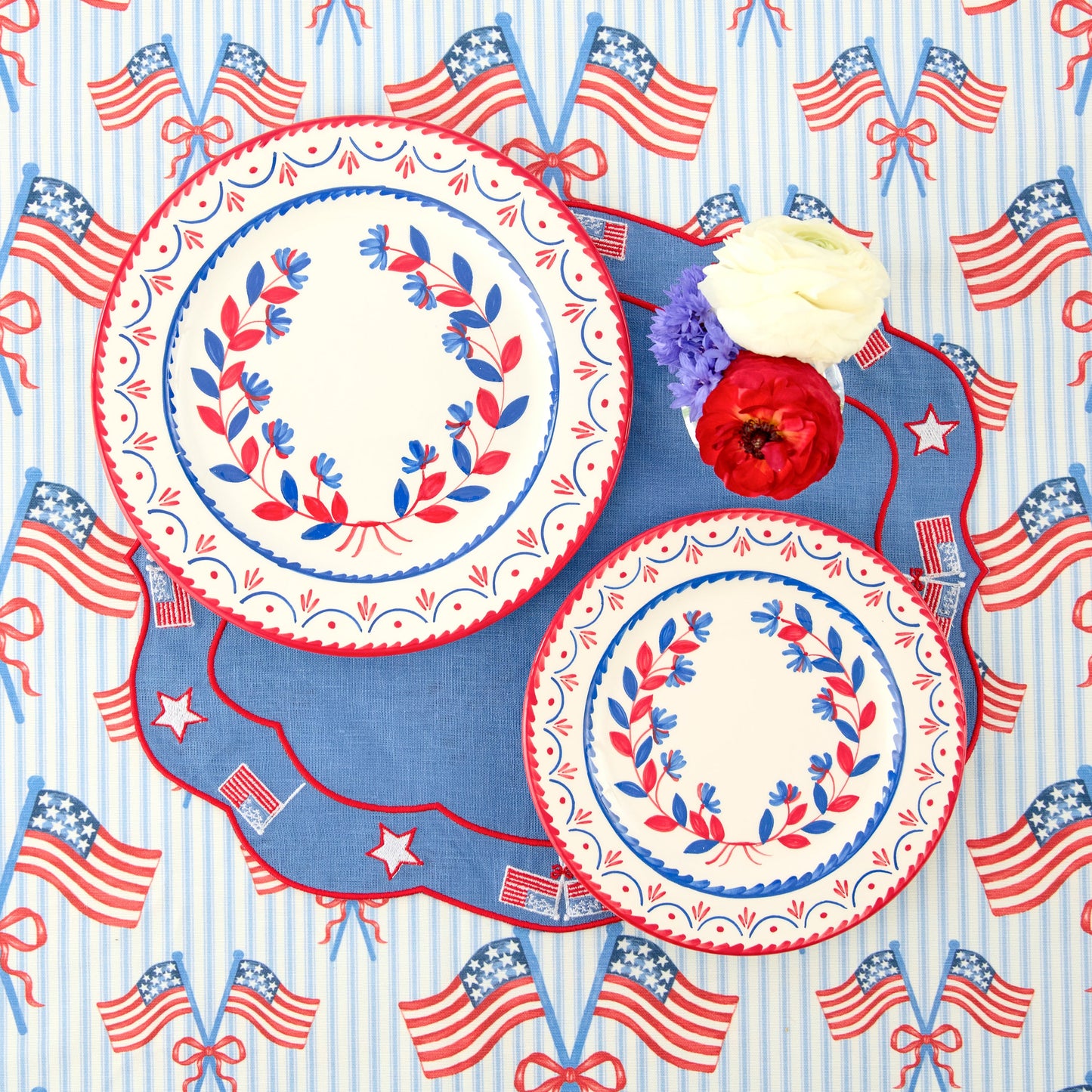Blue & Red Josephine Dinner & Starter Plates (Set of 8)