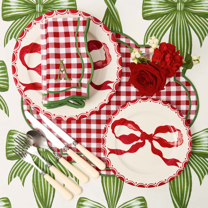 Marilyn Red Bow Starter Plates (Set of 4)