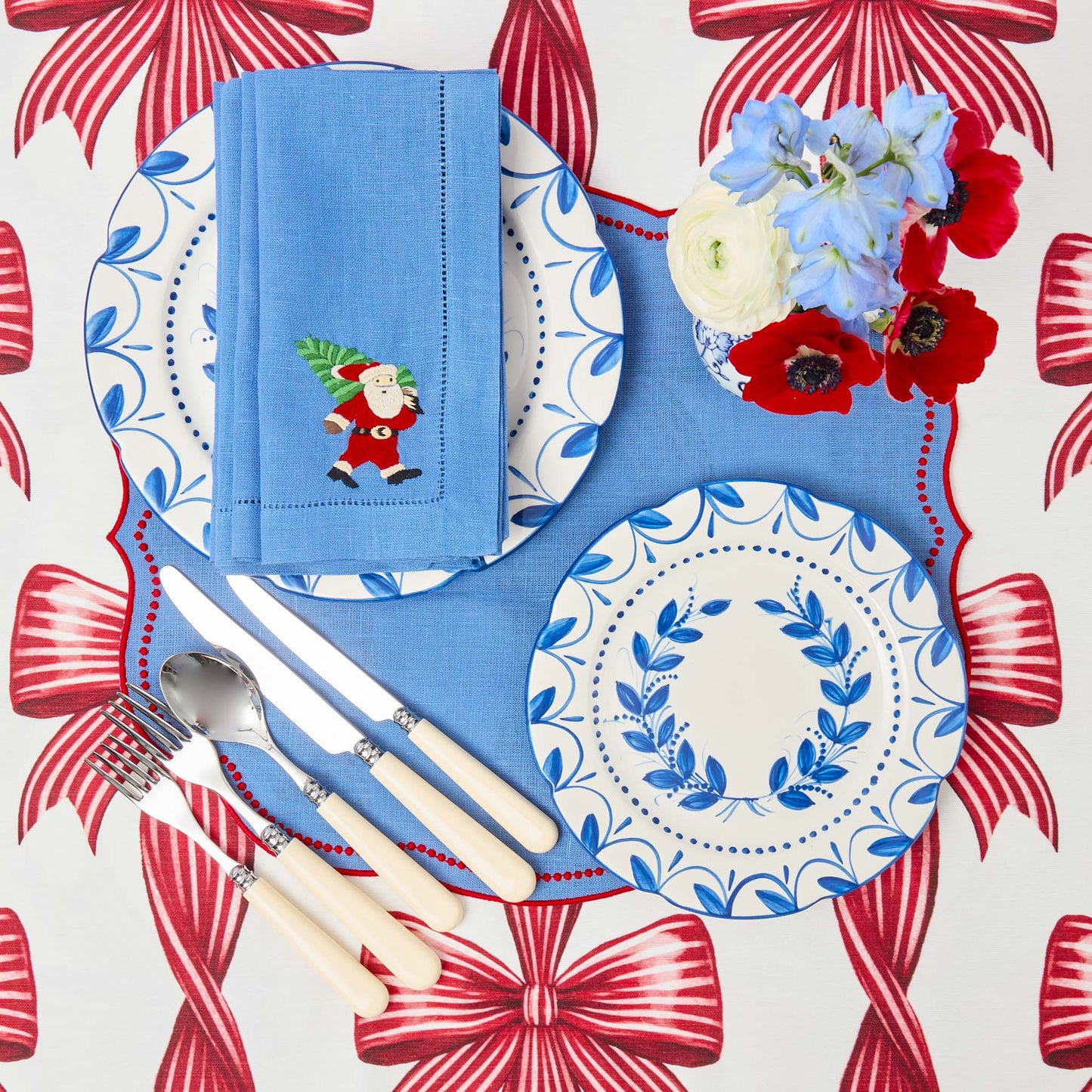 Blue & Red Eloise Placemats & Father Christmas Napkins (Set of 4)