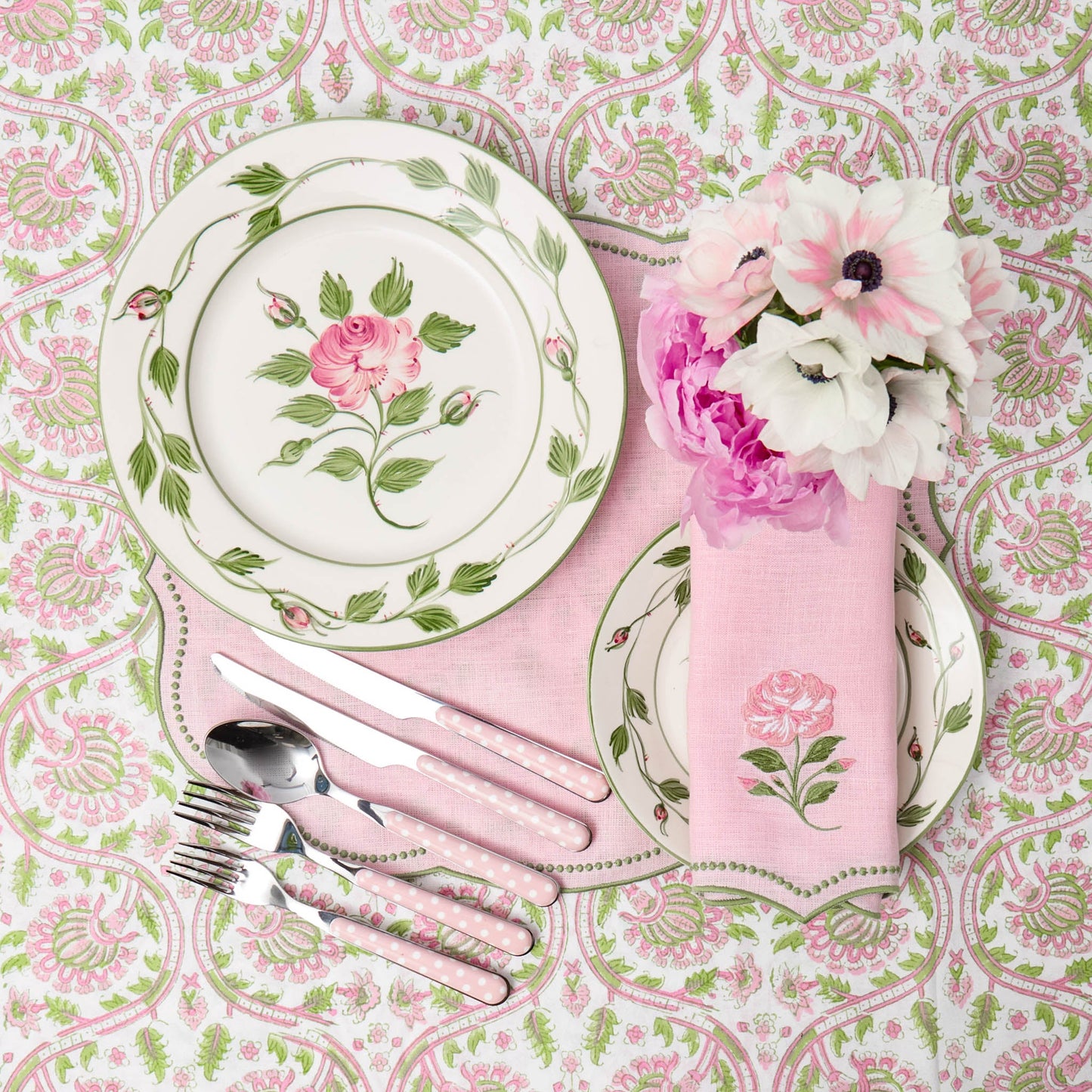 Rose Bud Dinner Plates (Set of 4)